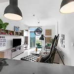 Keysplease 1 Bedroom Polo Residence, Meydan